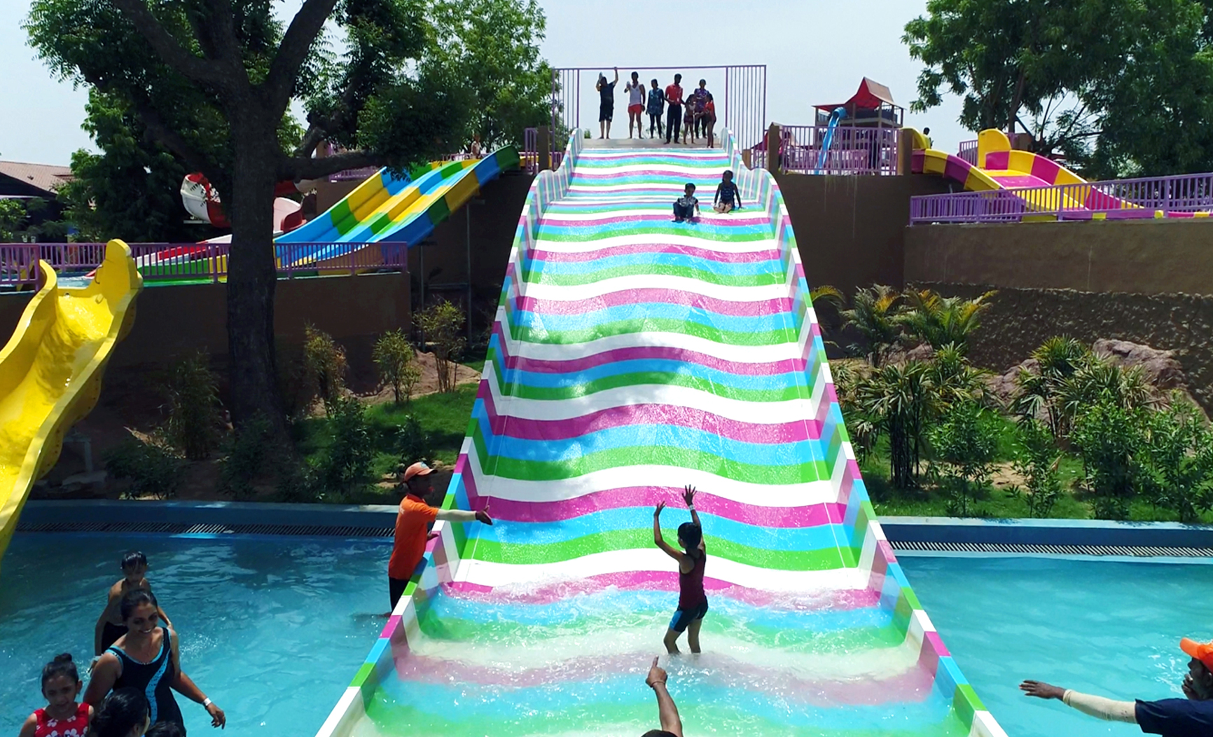 Family Slide 3.5